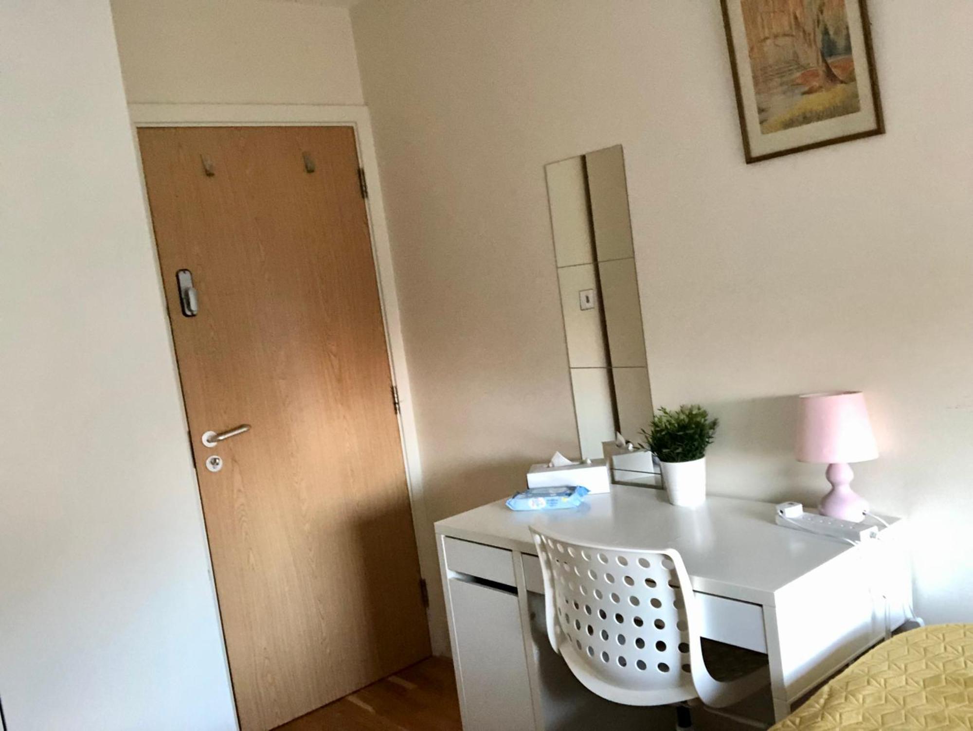 Metropolitan Coziness Private Bedrooms In Euston Station 161 London Ngoại thất bức ảnh