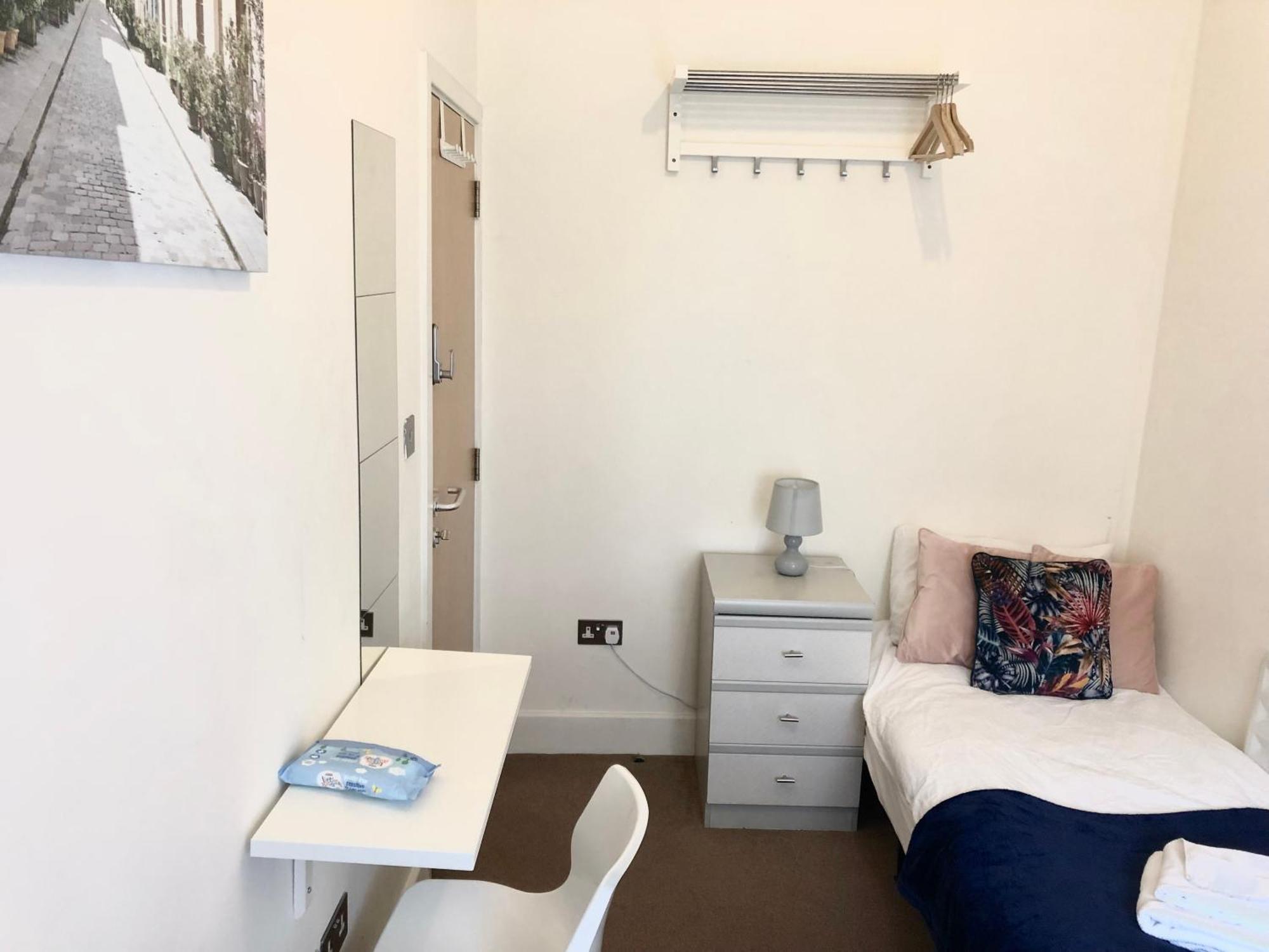 Metropolitan Coziness Private Bedrooms In Euston Station 161 London Ngoại thất bức ảnh
